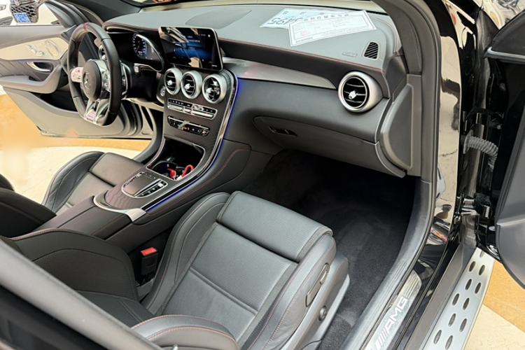 Used Mercedes-Benz GLC AMG 2020 AMG GLC 43 4MATIC Interior 10