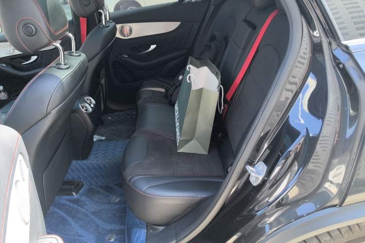 Used Mercedes-Benz GLC AMG 2020 AMG GLC 43 4MATIC Left Rear Seat
