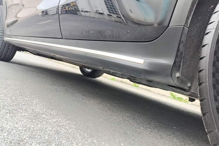 Used Mercedes-Benz GLC AMG 2020 AMG GLC 43 4MATIC Left Side Sill