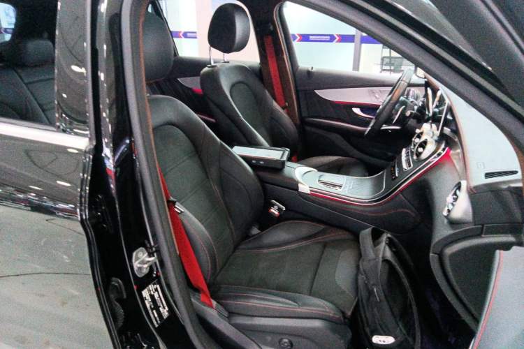 Used Mercedes-Benz GLC AMG 2020 AMG GLC 43 4MATIC Right Front Seat