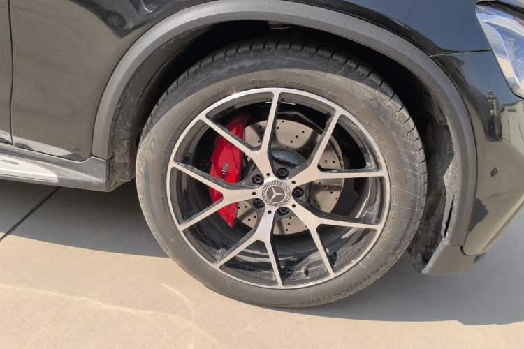 Used Mercedes-Benz GLC AMG 2020 AMG GLC 43 4MATIC Right Front Wheel Hub