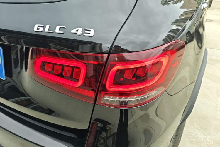 Used Mercedes-Benz GLC AMG 2020 AMG GLC 43 4MATIC Right Rear Taillight