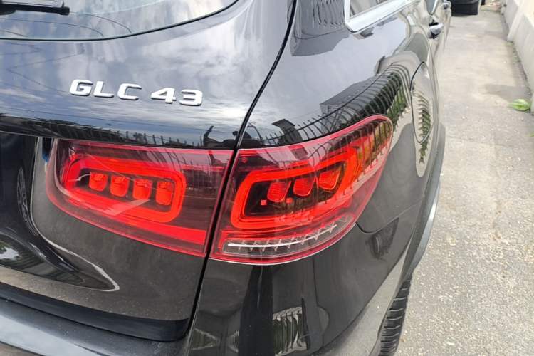 Used Mercedes-Benz GLC AMG 2020 AMG GLC 43 4MATIC Right Rear Taillight