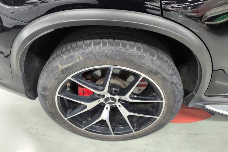 Used Mercedes-Benz GLC AMG 2020 AMG GLC 43 4MATIC Right Rear Wheel Hub