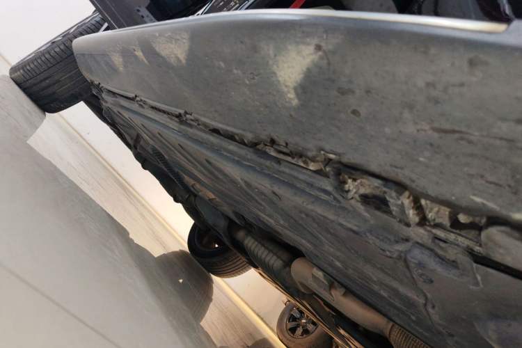 Used Mercedes-Benz GLC AMG 2020 AMG GLC 43 4MATIC Right Side Sill
