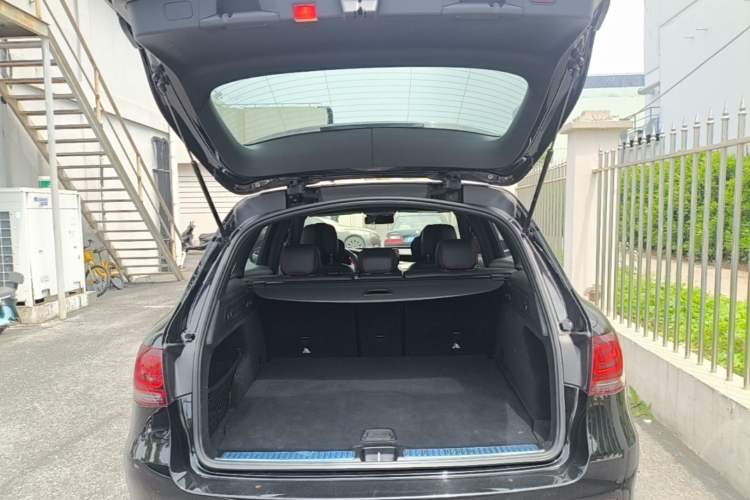 Used Mercedes-Benz GLC AMG 2020 AMG GLC 43 4MATIC Trunk