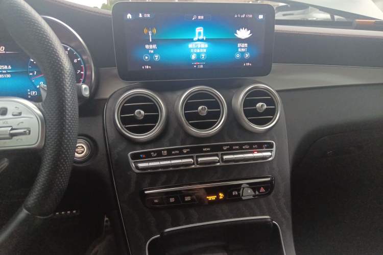 Used Mercedes-Benz GLC AMG 2020 AMG GLC 43 4MATIC Audio And AC Panel