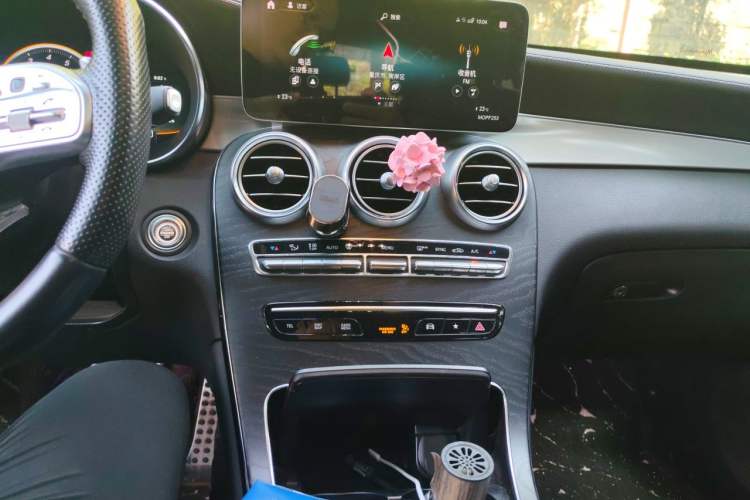 Used Mercedes-Benz GLC AMG 2020 AMG GLC 43 4MATIC Audio And AC Panel