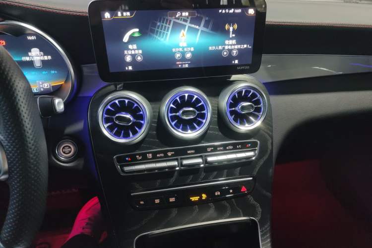 Used Mercedes-Benz GLC AMG 2020 AMG GLC 43 4MATIC Audio And AC Panel