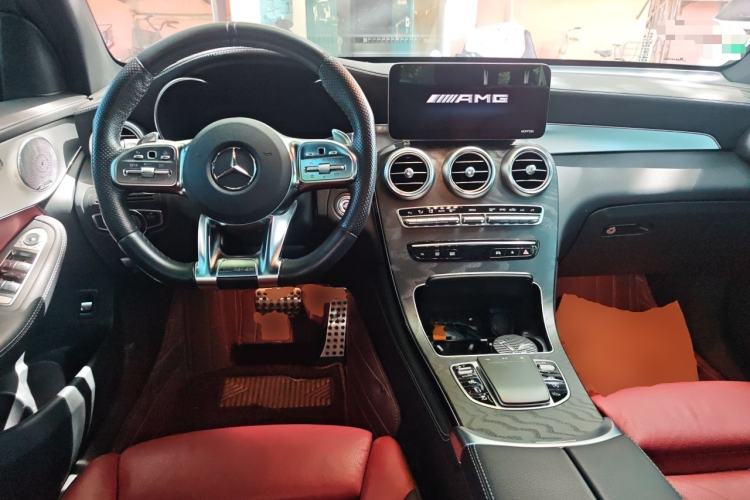 Used Mercedes-Benz GLC AMG 2020 AMG GLC 43 4MATIC Center Console