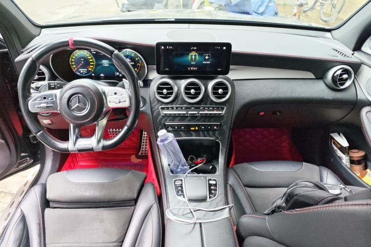 Used Mercedes-Benz GLC AMG 2020 AMG GLC 43 4MATIC Center Console