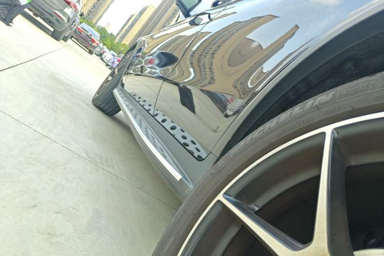 Used Mercedes-Benz GLC AMG 2020 AMG GLC 43 4MATIC Left Side Sill