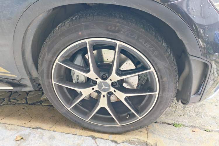 Used Mercedes-Benz GLC AMG 2020 AMG GLC 43 4MATIC Right Front Wheel Hub