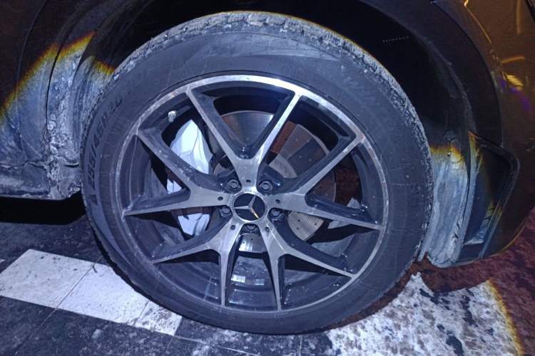 Used Mercedes-Benz GLC AMG 2020 AMG GLC 43 4MATIC Right Front Wheel Hub