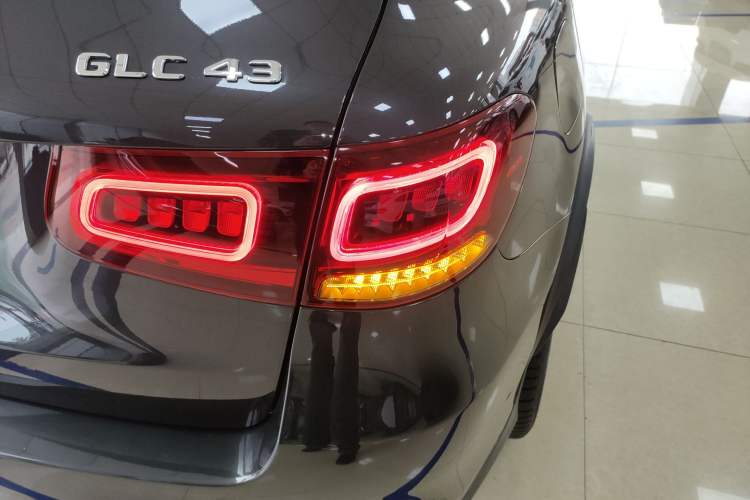 Used Mercedes-Benz GLC AMG 2020 AMG GLC 43 4MATIC Right Rear Taillight