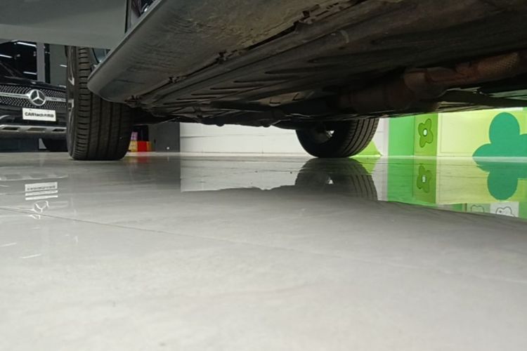 Used Mercedes-Benz GLC AMG 2020 AMG GLC 43 4MATIC Right Side Sill