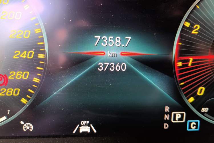 Used Mercedes-Benz GLC AMG 2020 AMG GLC 43 4MATIC Odometer Close Up
