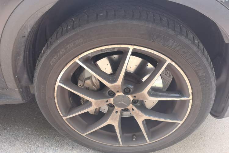 Used Mercedes-Benz GLC AMG 2020 AMG GLC 43 4MATIC Right Front Wheel Hub
