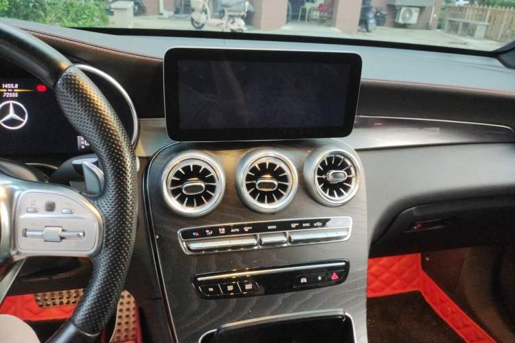 Used Mercedes-Benz GLC AMG 2020 AMG GLC 43 4MATIC Audio And AC Panel
