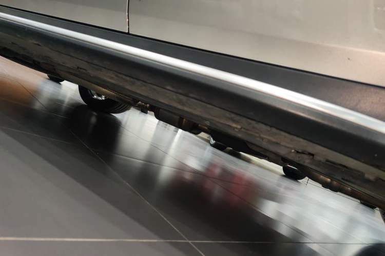 Used Mercedes-Benz GLC AMG 2020 AMG GLC 43 4MATIC Left Side Sill