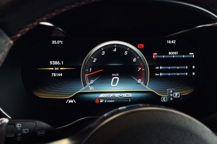 Used Mercedes-Benz GLC AMG 2020 AMG GLC 43 4MATIC Odometer Close Up