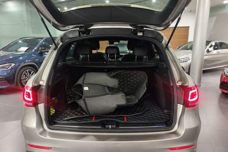 Used Mercedes-Benz GLC AMG 2020 AMG GLC 43 4MATIC Trunk