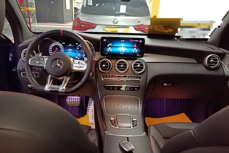 Used Mercedes-Benz GLC AMG 2020 AMG GLC 43 4MATIC Center Console