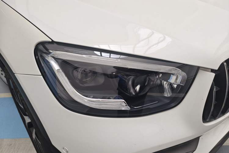 Used Mercedes-Benz GLC AMG 2020 AMG GLC 43 4MATIC Right Front Headlight