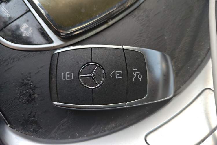 Used Mercedes-Benz GLC AMG 2020 AMG GLC 43 4MATIC Vehicle Key