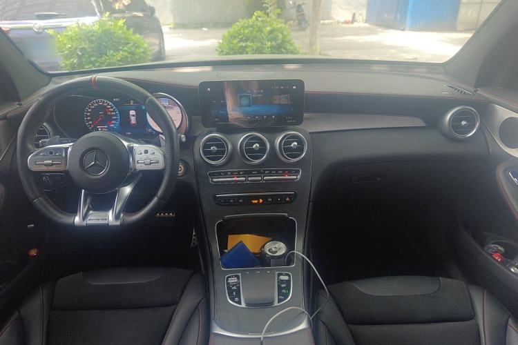 Used Mercedes-Benz GLC AMG 2022 AMG GLC 43 4MATIC Center Console