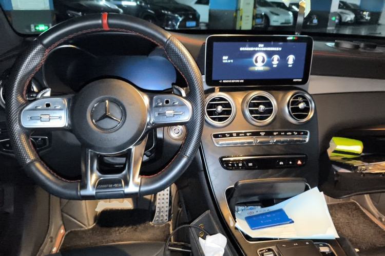 Used Mercedes-Benz GLC AMG 2022 AMG GLC 43 4MATIC Center Console