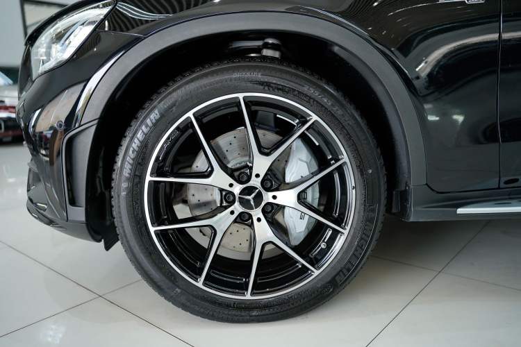 Used Mercedes-Benz GLC AMG 2022 AMG GLC 43 4MATIC Exterior 8