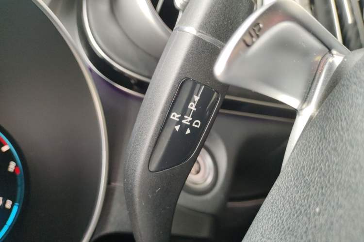 Used Mercedes-Benz GLC AMG 2022 AMG GLC 43 4MATIC Gear Lever
