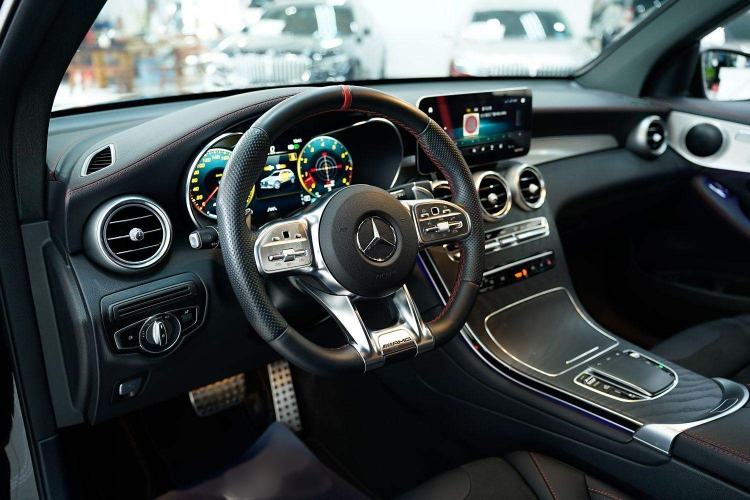 Used Mercedes-Benz GLC AMG 2022 AMG GLC 43 4MATIC Interior 2