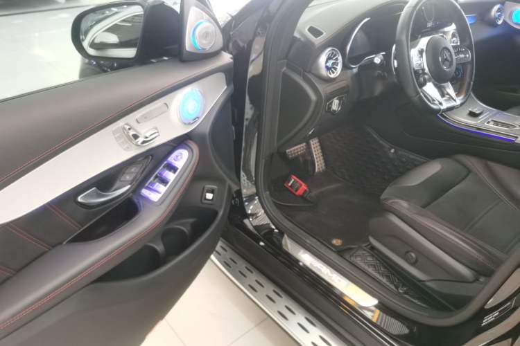 Used Mercedes-Benz GLC AMG 2022 AMG GLC 43 4MATIC Interior 3