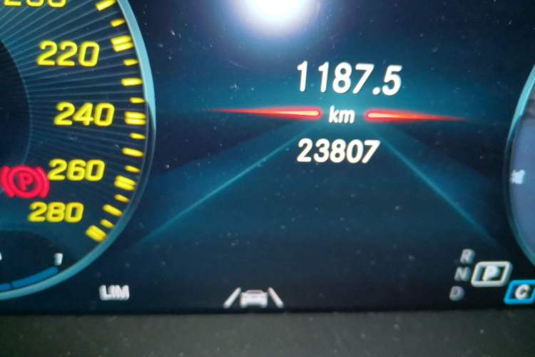 Used Mercedes-Benz GLC AMG 2022 AMG GLC 43 4MATIC Odometer Close Up
