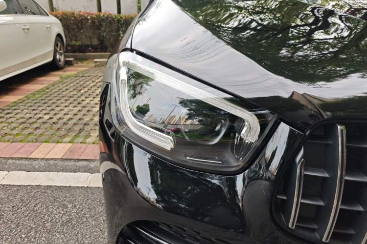 Used Mercedes-Benz GLC AMG 2022 AMG GLC 43 4MATIC Right Front Headlight