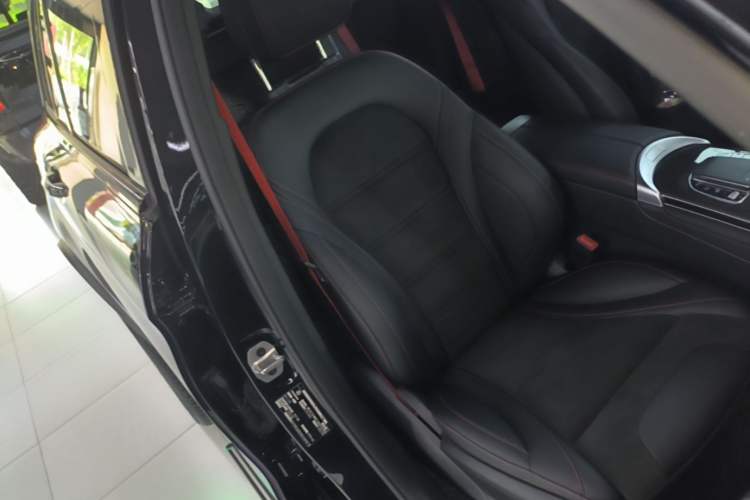 Used Mercedes-Benz GLC AMG 2022 AMG GLC 43 4MATIC Right Front Seat