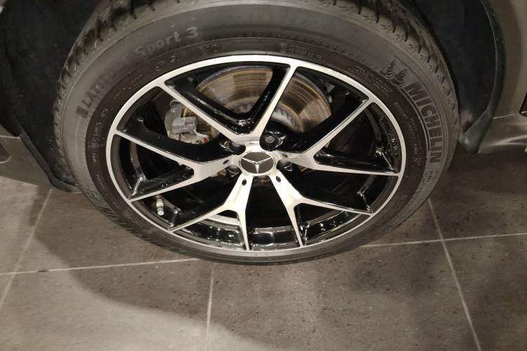 Used Mercedes-Benz GLC AMG 2022 AMG GLC 43 4MATIC Right Rear Wheel Hub