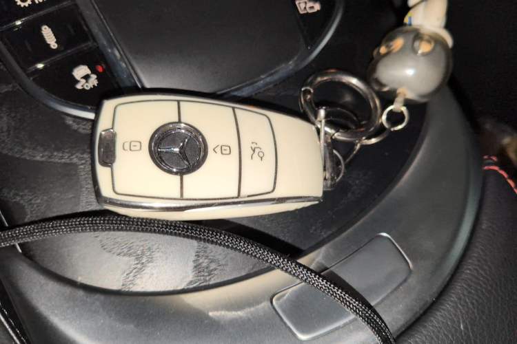Used Mercedes-Benz GLC AMG 2022 AMG GLC 43 4MATIC Vehicle Key