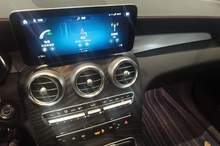 Used Mercedes-Benz GLC AMG 2022 AMG GLC 43 4MATIC Audio And AC Panel