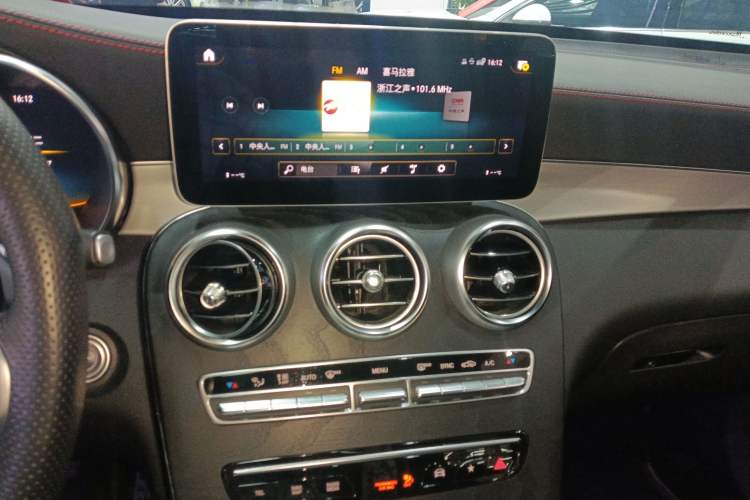 Used Mercedes-Benz GLC AMG 2022 AMG GLC 43 4MATIC Audio And AC Panel