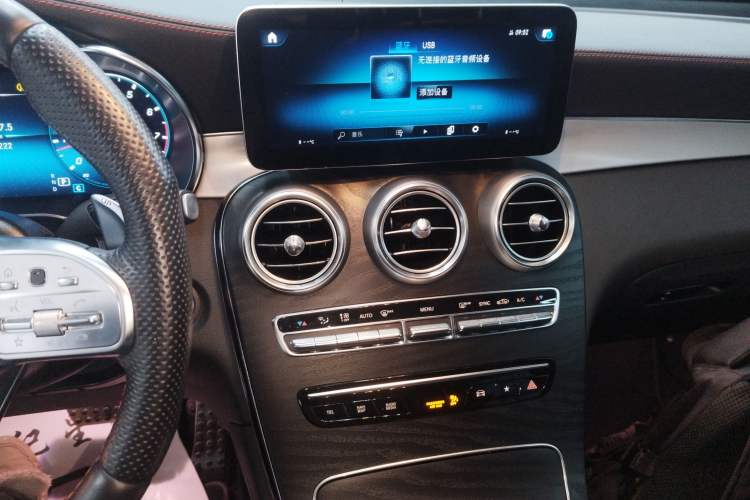 Used Mercedes-Benz GLC AMG 2022 AMG GLC 43 4MATIC Audio And AC Panel