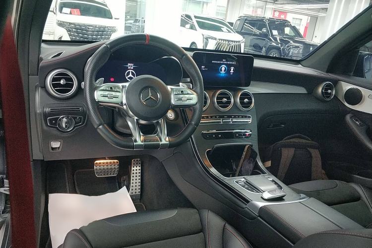 Used Mercedes-Benz GLC AMG 2022 AMG GLC 43 4MATIC Center Console