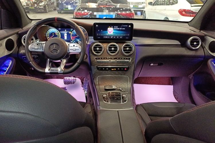 Used Mercedes-Benz GLC AMG 2022 AMG GLC 43 4MATIC Center Console