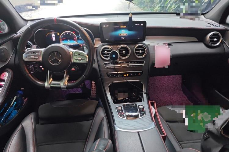 Used Mercedes-Benz GLC AMG 2022 AMG GLC 43 4MATIC Center Console
