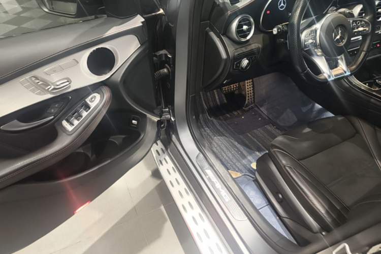 Used Mercedes-Benz GLC AMG 2022 AMG GLC 43 4MATIC Driver Seat