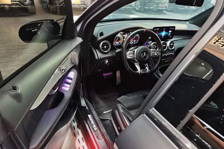 Used Mercedes-Benz GLC AMG 2022 AMG GLC 43 4MATIC Driver Seat