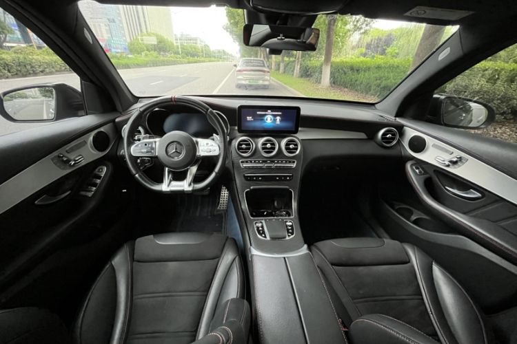 Used Mercedes-Benz GLC AMG 2022 AMG GLC 43 4MATIC Interior 1