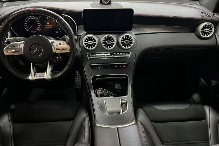 Used Mercedes-Benz GLC AMG 2022 AMG GLC 43 4MATIC Interior 3